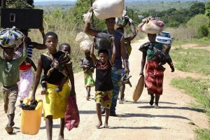 Cabo Delgado: Evacuado 44 mil deslocados vítimas de terrorismo da vila sede de Chiúre para zonas de reassentamento