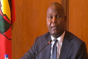 Moçambique: PR Chapo pede agilidade na gestão tributária e pagamentos ao Estado