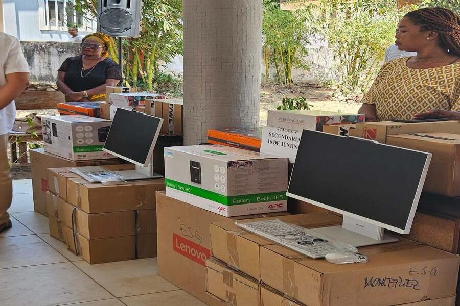 Cabo Delgado: Universidade Rovuma entrega 11 kits de ciência e robótica a escolas e instituições de ensino