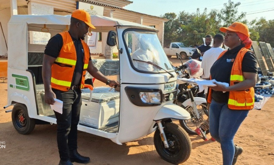 Cabo Delgado: Mais de 27 mil famílias poderão beneficiar de Energia solar no Distrito de Montepuez