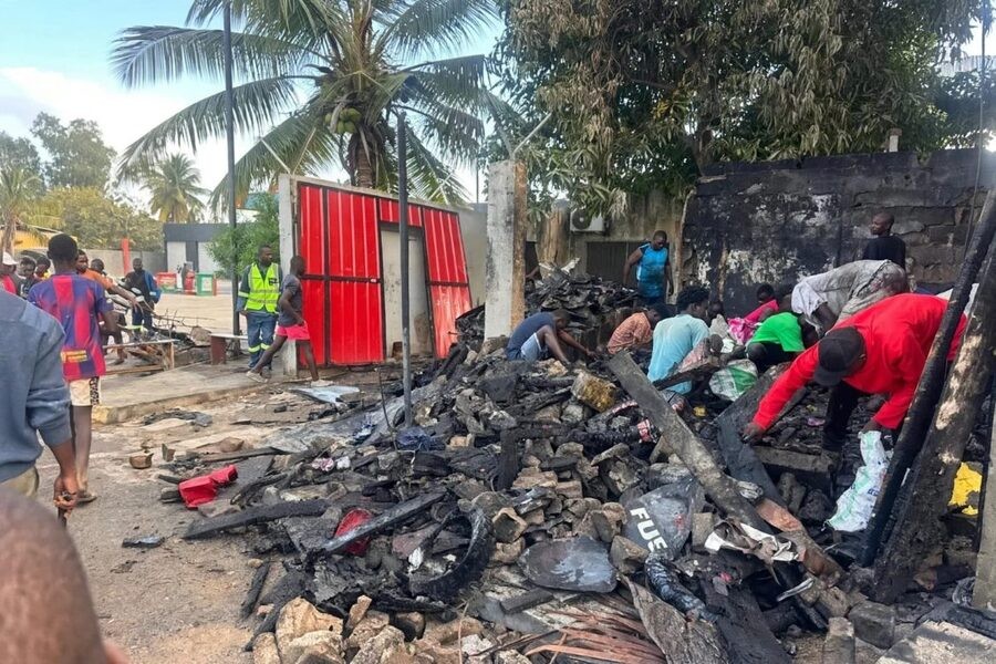 Cabo Delgado: SENSAP aponta curto-circuito como provável causa de incêndio que destruiu cinco barracas em Pemba