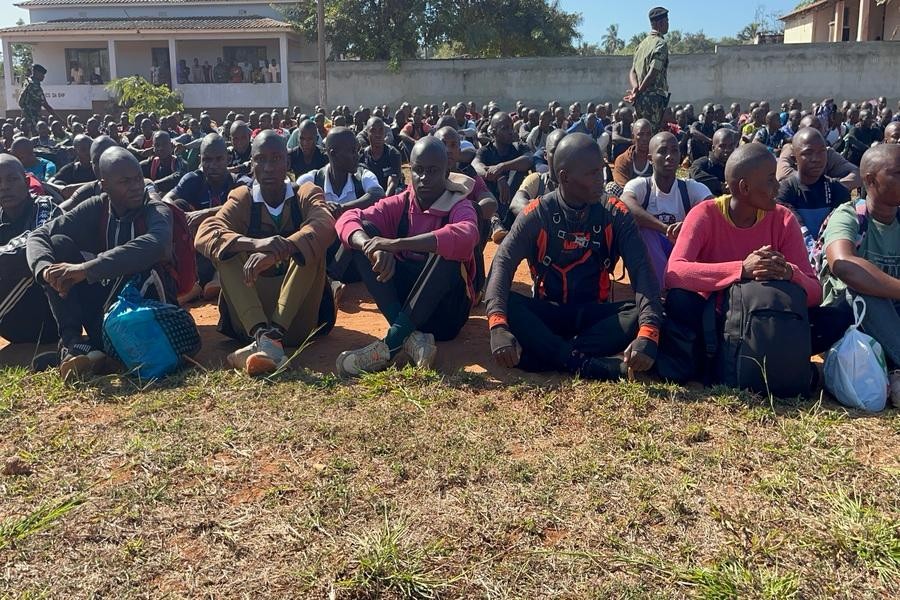 Cabo Delgado: Mais de 500 recrutas partem para formação militar nas FADM