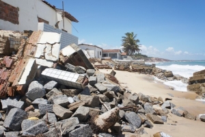 Cabo Delgado: Mar invade dezenas de casas no bairro Paquitequete na Cidade de Pemba, e desaloja famílias