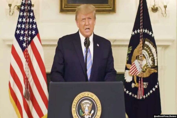 Donald Trump fala na Casa Branca um dia depois da violência no Capitólio, 7 janeiro 2021
