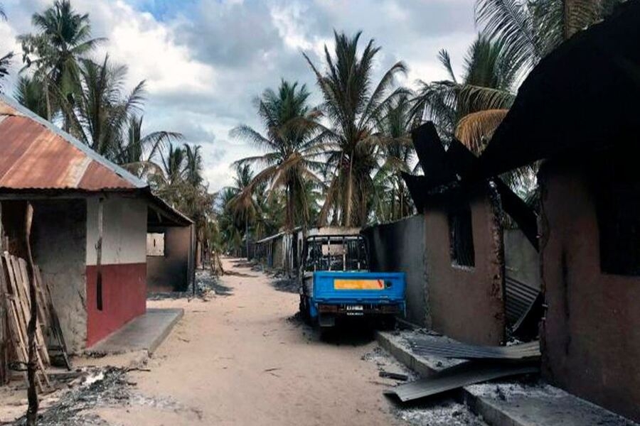 Cabo Delgado: Terrorista decapitam uma pessoa e queimam m 37 casas no Posto Administrativo de Mazeze